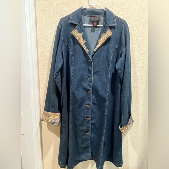 ASHRO Embroidered Denim Long Coat, WESTERN COWGIRL, SIZE XXL. - Picture 4 of 8
